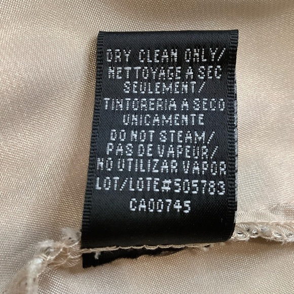 JS BOUTIQUE Black Lace & Sequin Floral Gown Size 6 - Picture 15 of 16